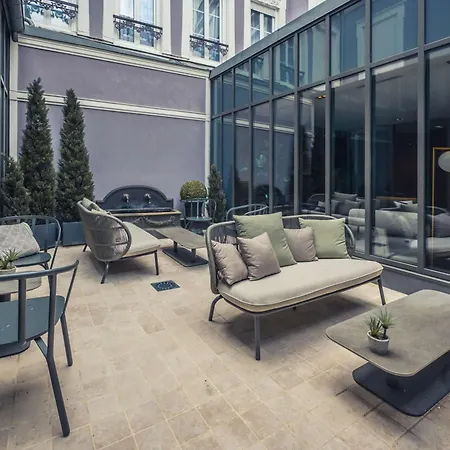 Hotel Western Premier De La Poste & 4*