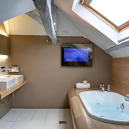 فندق Western Premier De La Poste & 4*