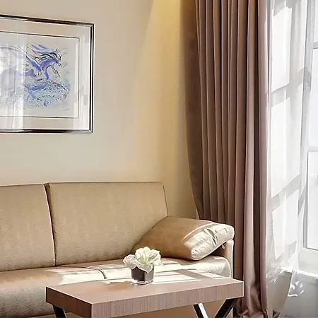 فندق Western Premier De La Poste & 4*