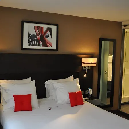 Hotel Western Premier De La Poste & 4*