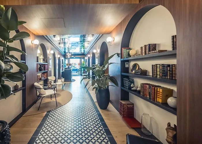 Western Premier De La Poste & Otel