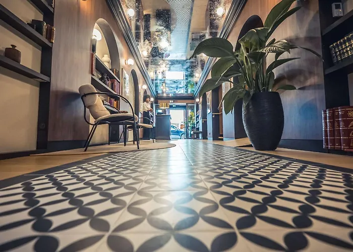 Hotel Western Premier De La Poste &