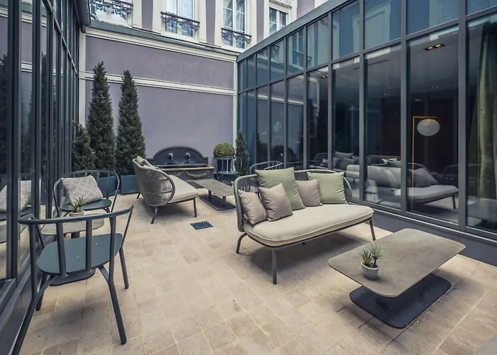 Hotel Western Premier De La Poste & 4*